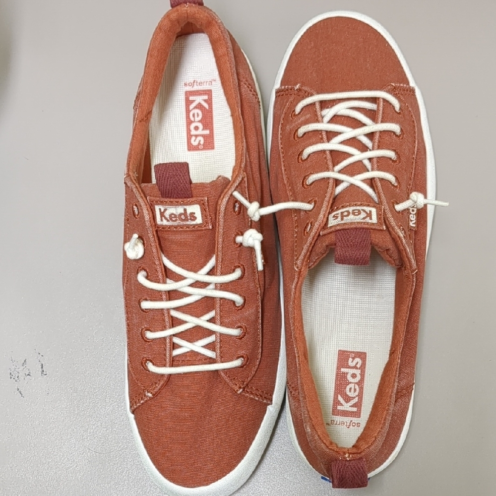 Keds Women's Sneakers in Rust and White